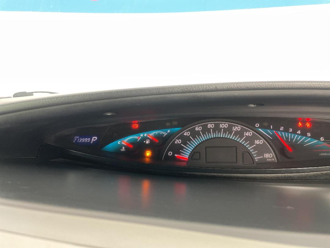 Photo '21' of Toyota Estima Photo '21' of Toyota Estima