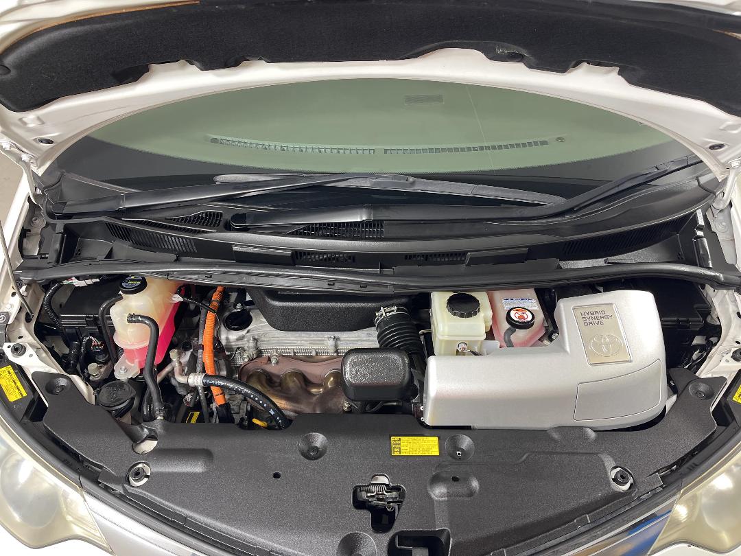 Photo '13' of Toyota Estima