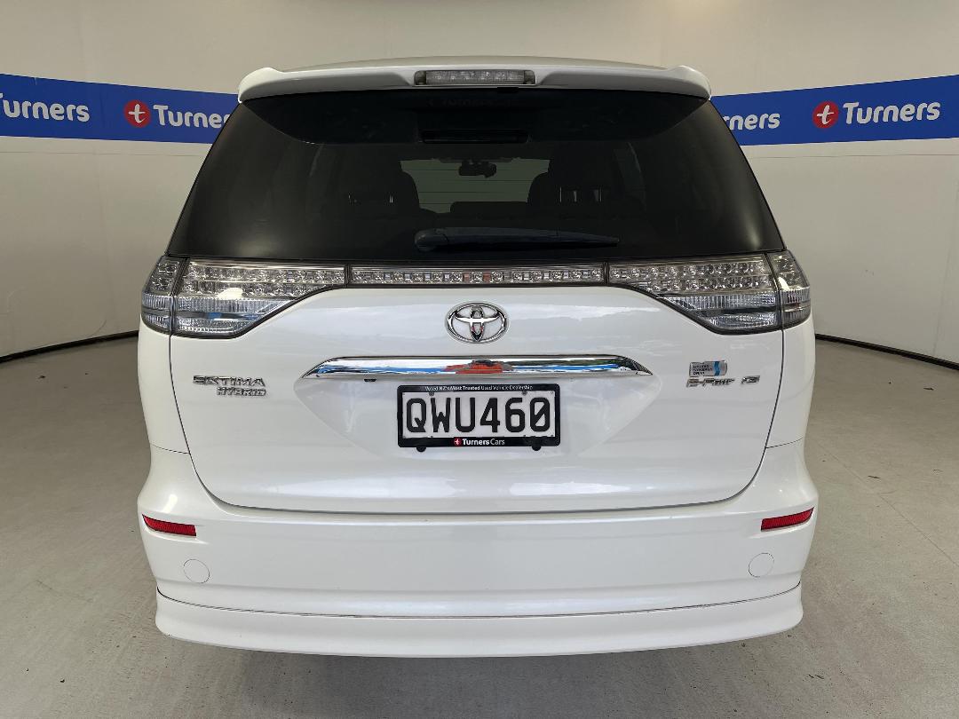 Photo '6' of Toyota Estima