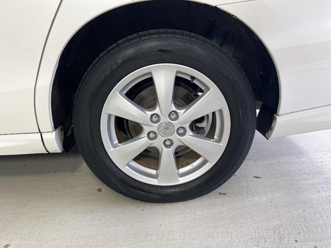 Photo '11' of Toyota Estima