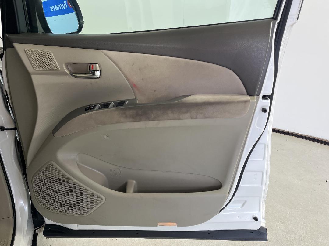 Photo '15' of Toyota Estima