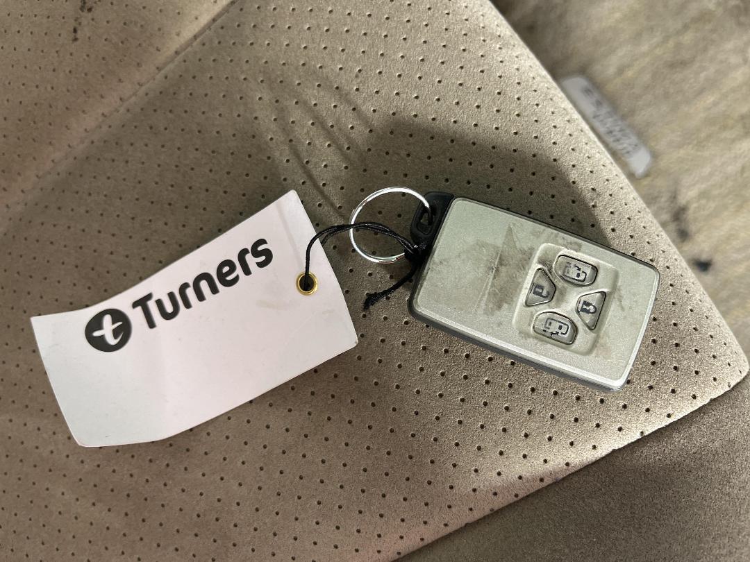 Photo '22' of Toyota Estima