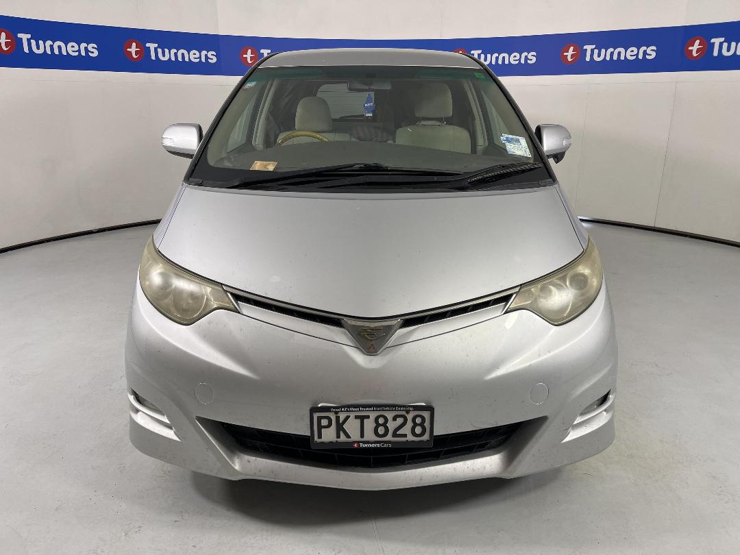 Photo '2' of Toyota Estima