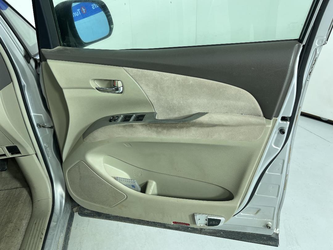 Photo '15' of Toyota Estima