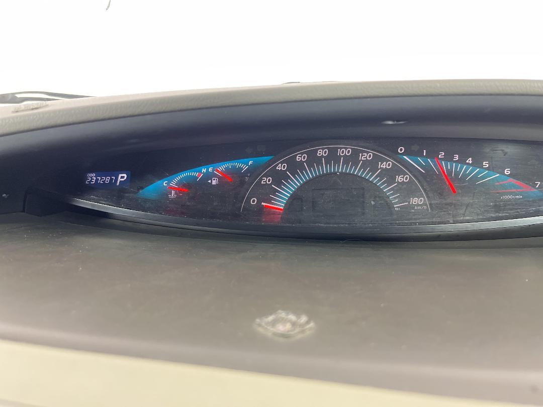 Photo '20' of Toyota Estima