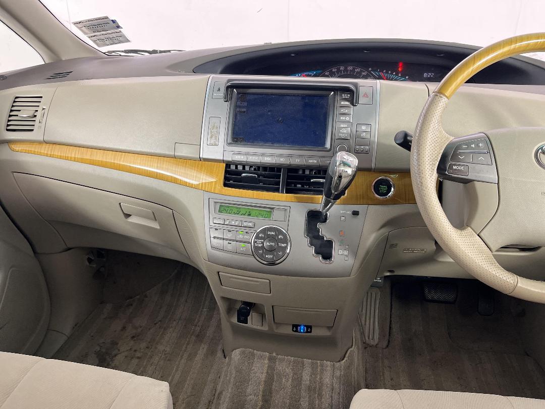 Photo '18' of Toyota Estima