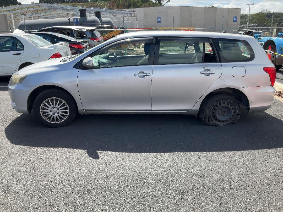 Photo '4' of Toyota Fielder Photo '4' of Toyota Fielder