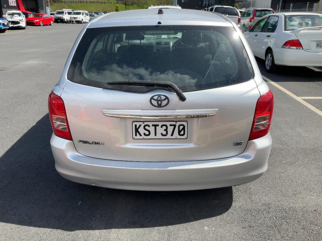 Photo '6' of Toyota Fielder Photo '6' of Toyota Fielder