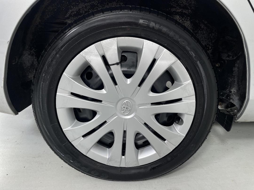 Photo '12' of Toyota Fielder Photo '12' of Toyota Fielder