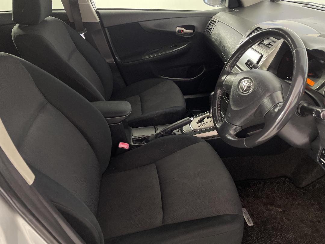 Photo '16' of Toyota Fielder Photo '16' of Toyota Fielder