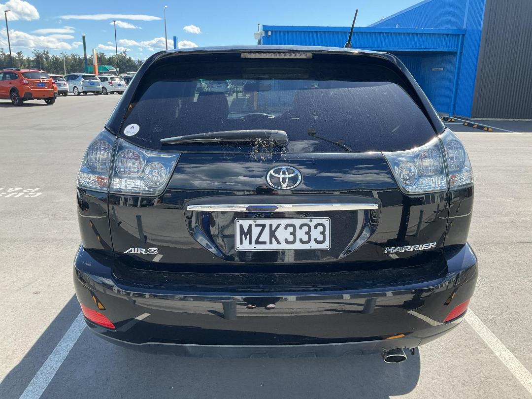 Photo '7' of Toyota Harrier Photo '7' of Toyota Harrier