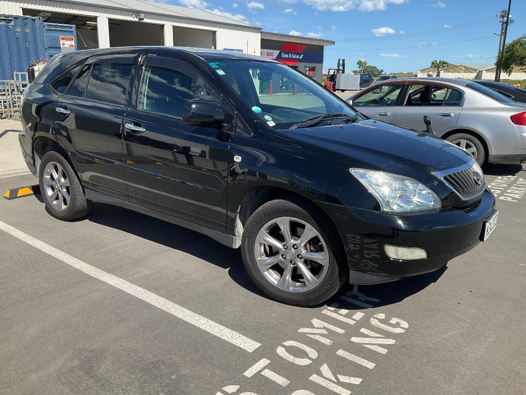 Photo '9' of Toyota Harrier Photo '9' of Toyota Harrier