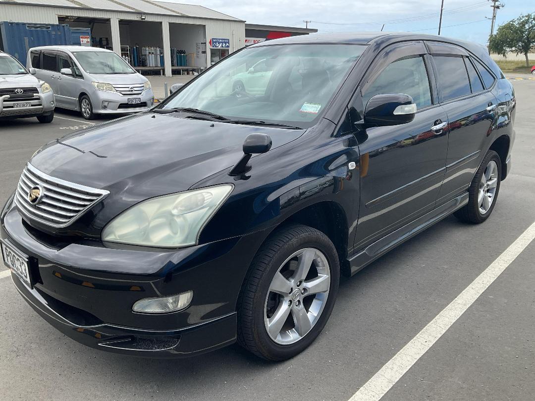 Photo '2' of Toyota Harrier Photo '2' of Toyota Harrier