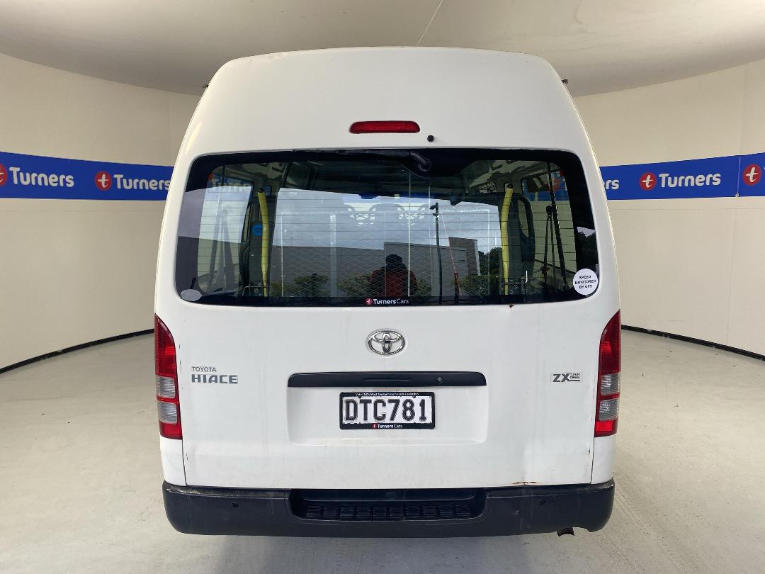 Photo '6' of Toyota Hiace