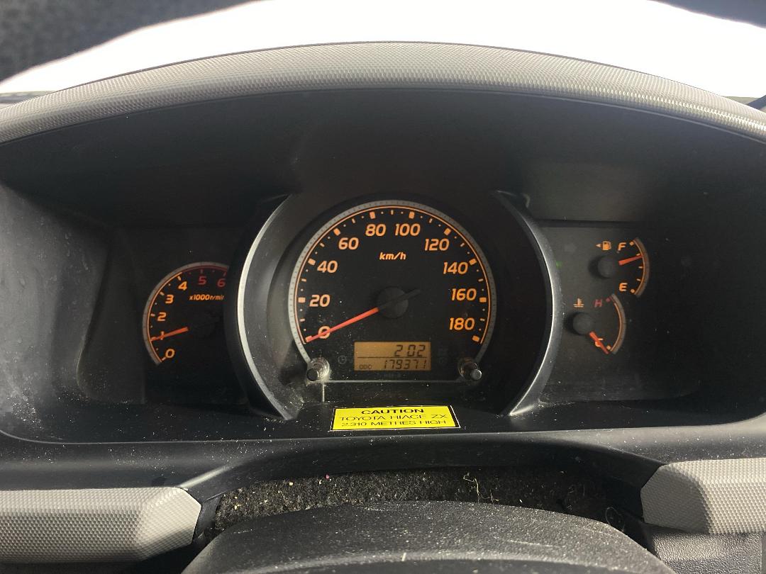 Photo '20' of Toyota Hiace