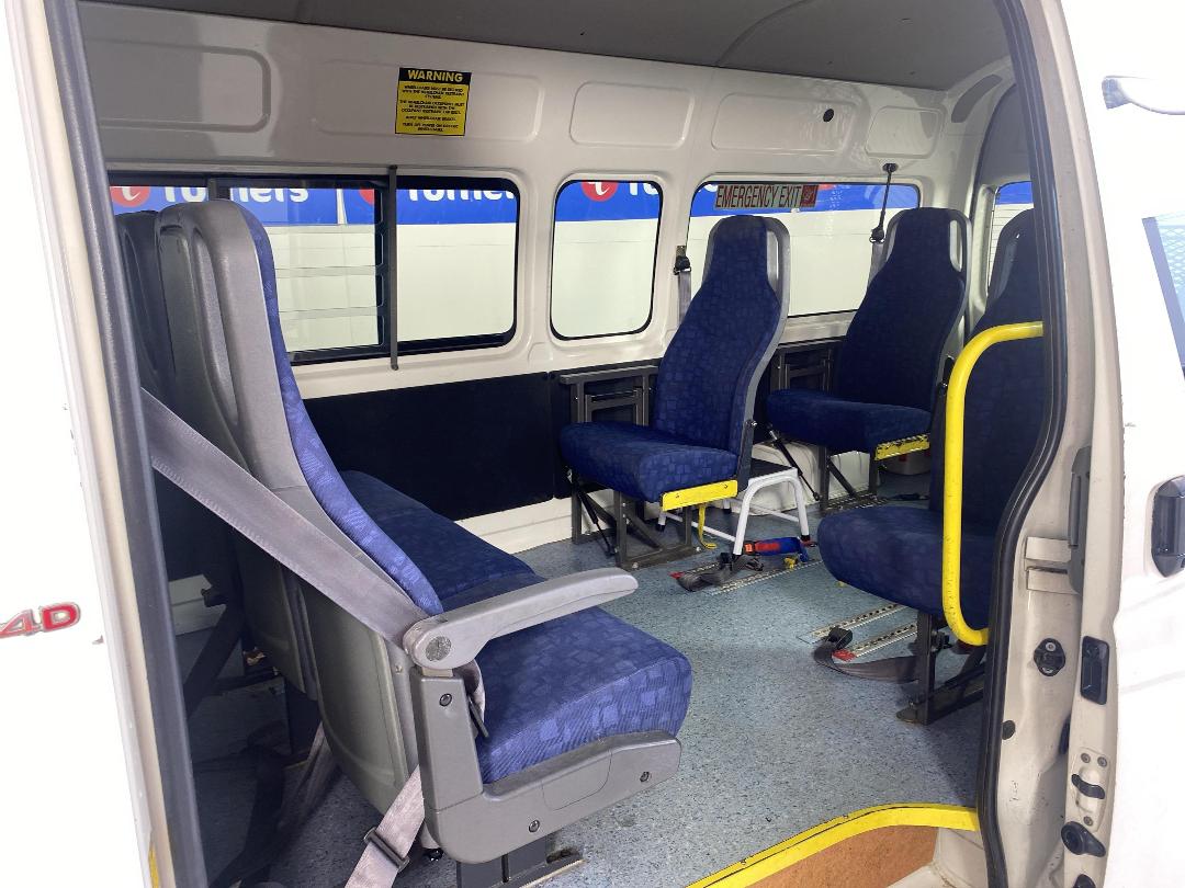 Photo '19' of Toyota Hiace