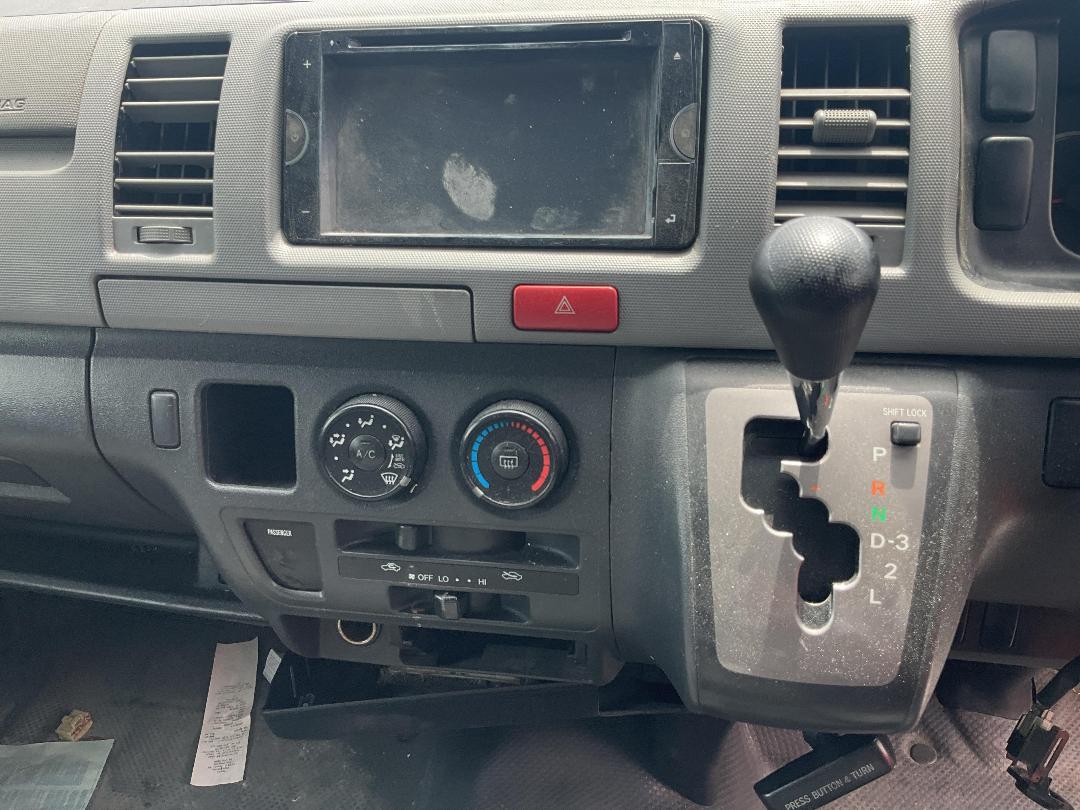 Photo '9' of Toyota Hiace