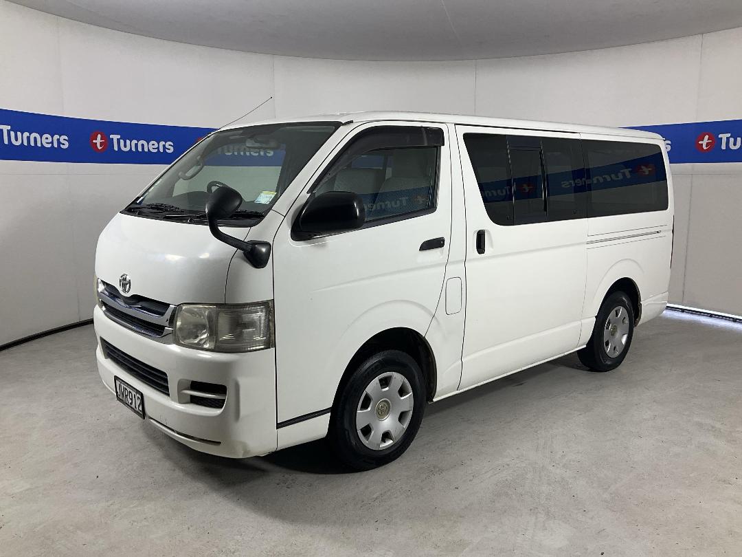 Photo '4' of Toyota Hiace