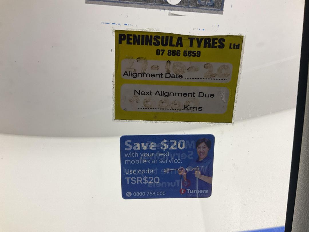 Photo '23' of Toyota Hiace