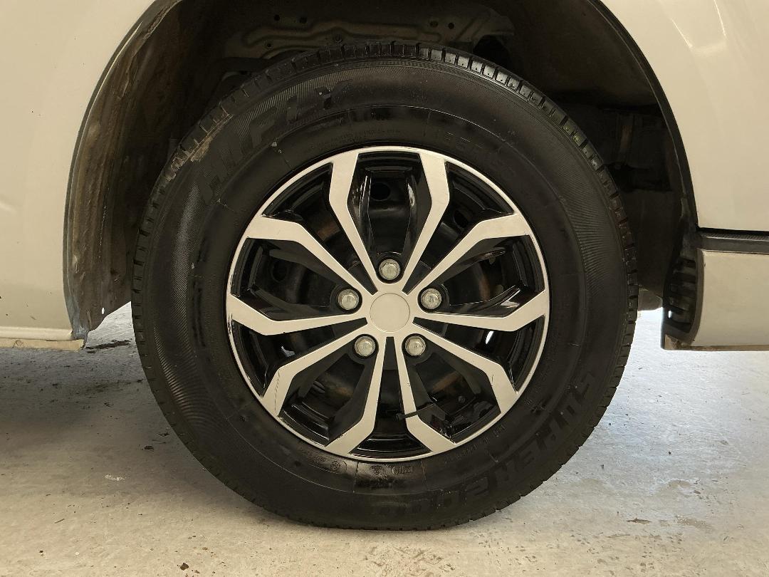 Photo '9' of Toyota Hiace