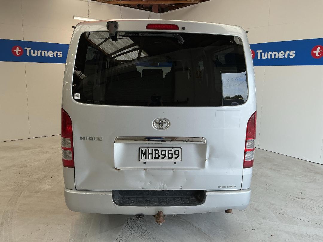 Photo '6' of Toyota Hiace