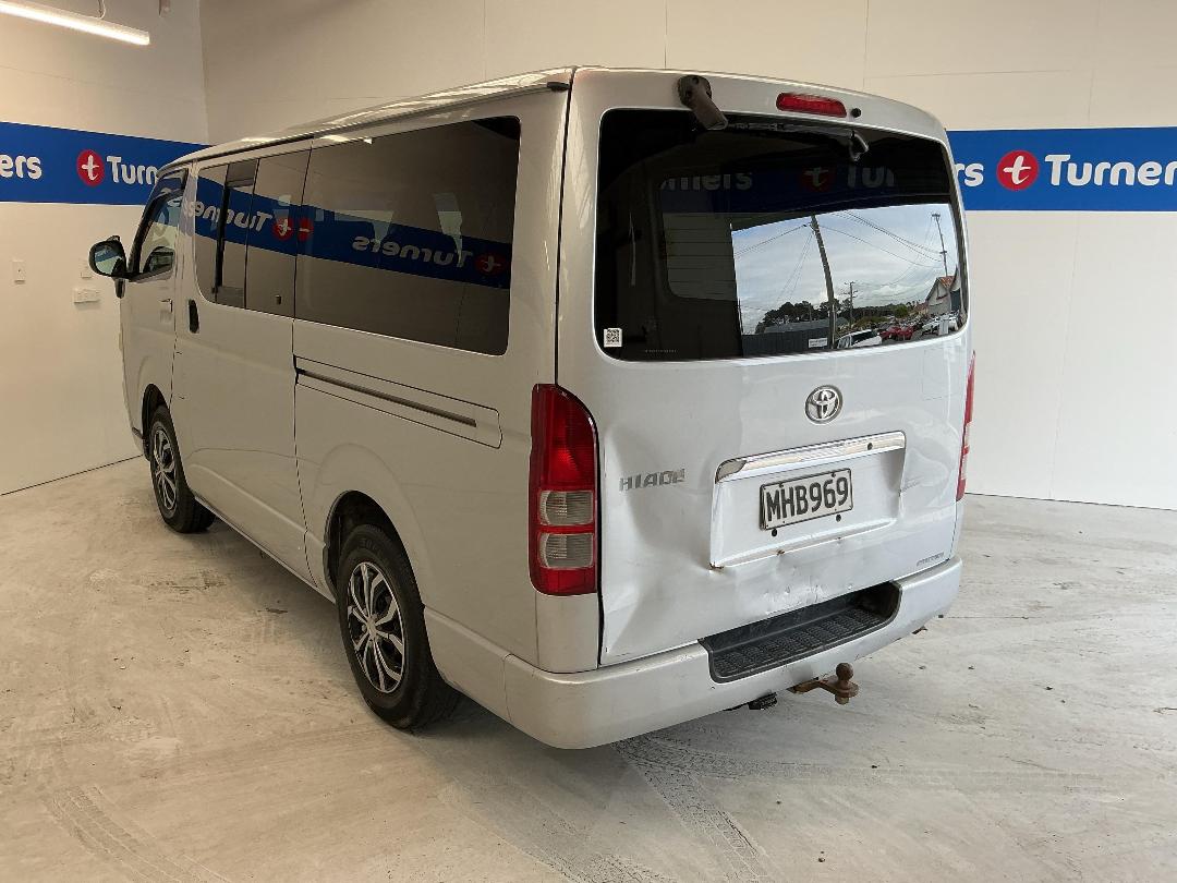 Photo '5' of Toyota Hiace