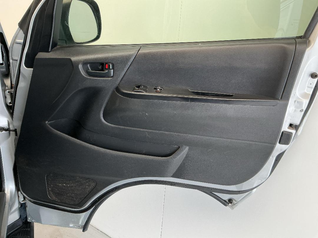 Photo '15' of Toyota Hiace