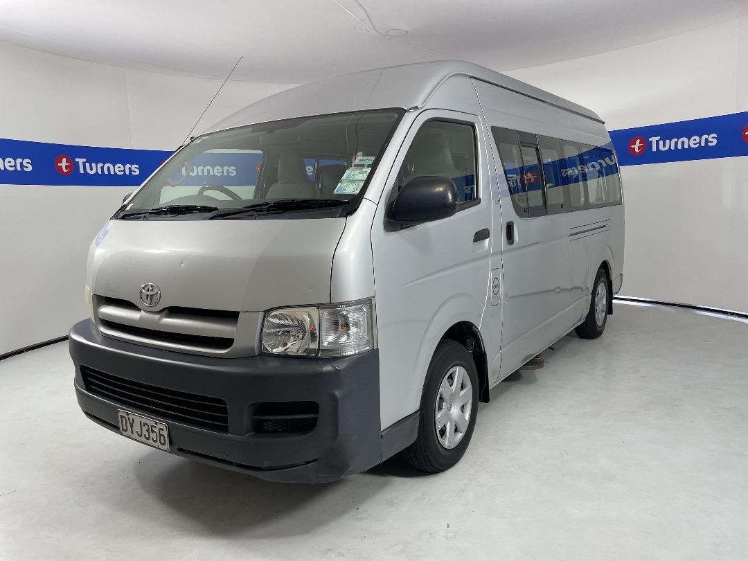 Photo '4' of Toyota Hiace