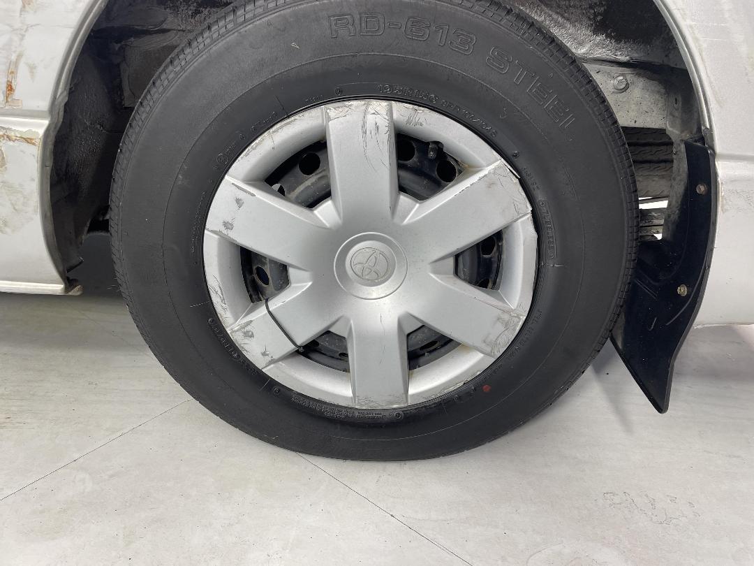 Photo '11' of Toyota Hiace