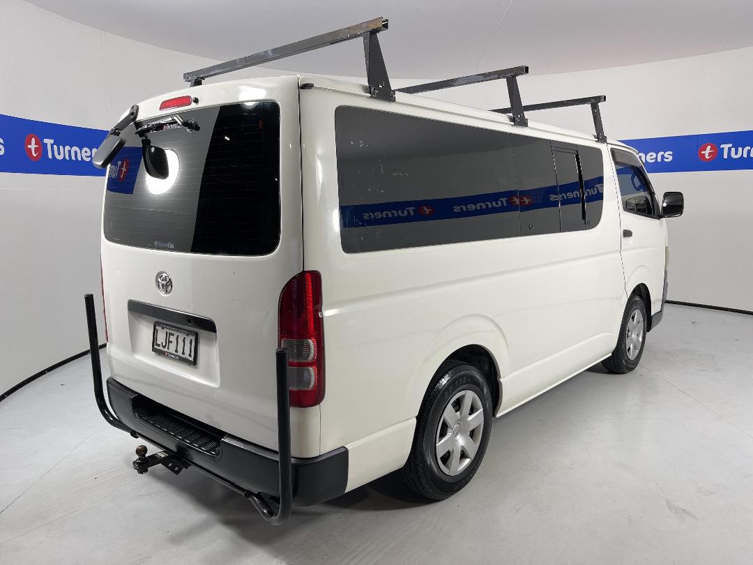 Photo '7' of Toyota Hiace Photo '7' of Toyota Hiace