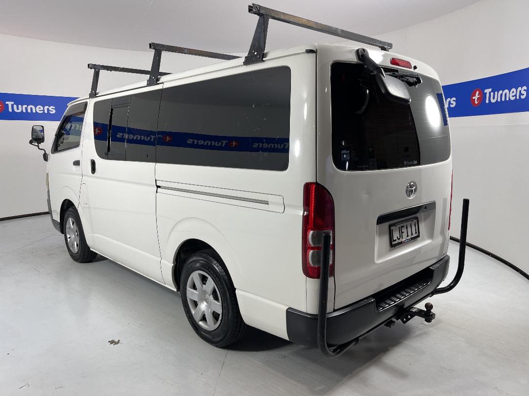 Photo '5' of Toyota Hiace Photo '5' of Toyota Hiace