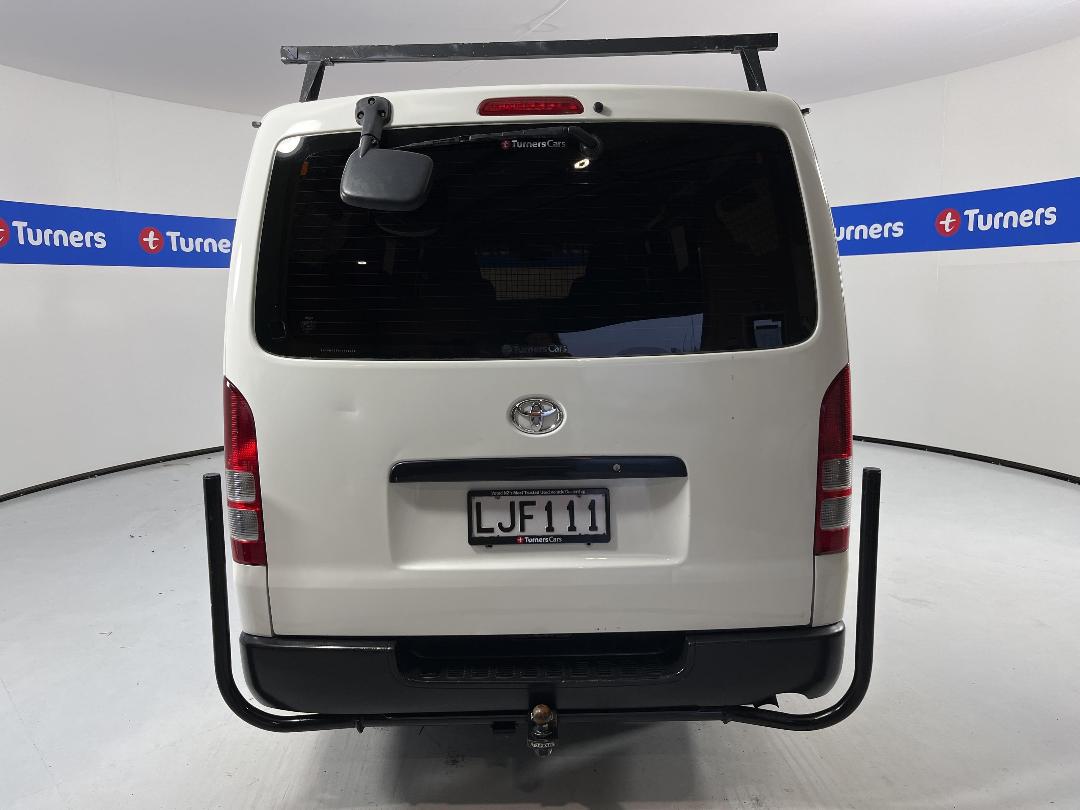 Photo '6' of Toyota Hiace Photo '6' of Toyota Hiace