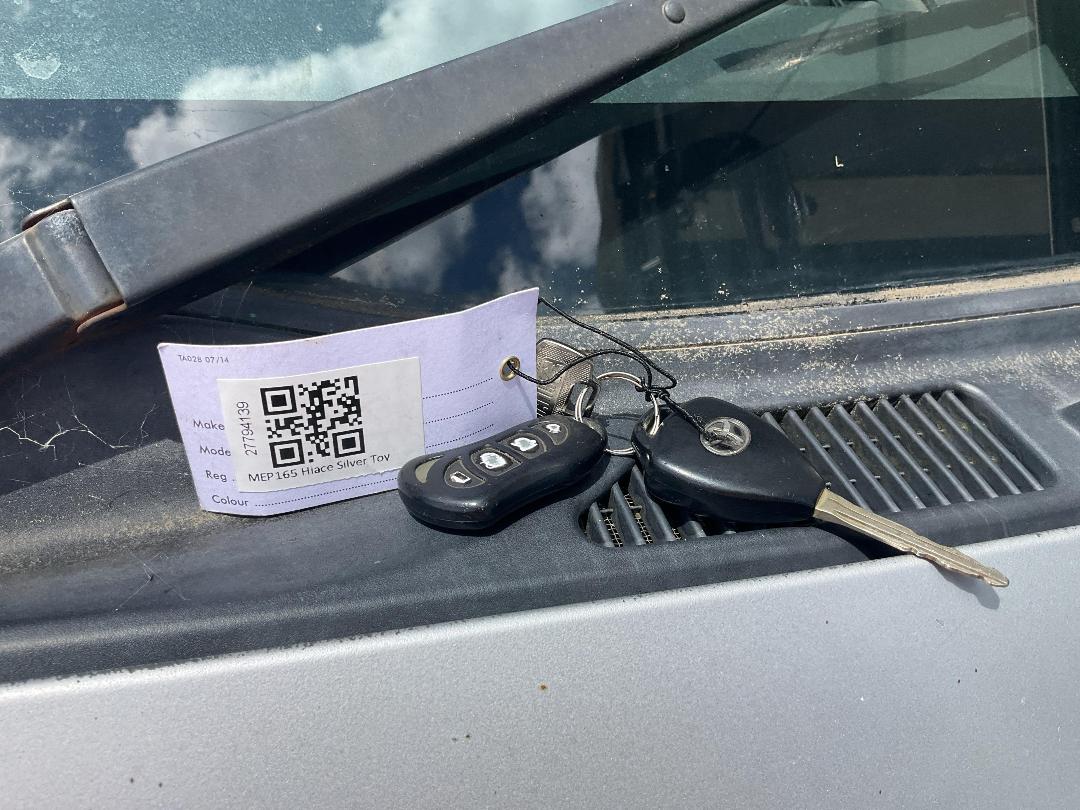 Photo '11' of Toyota Hiace Photo '11' of Toyota Hiace