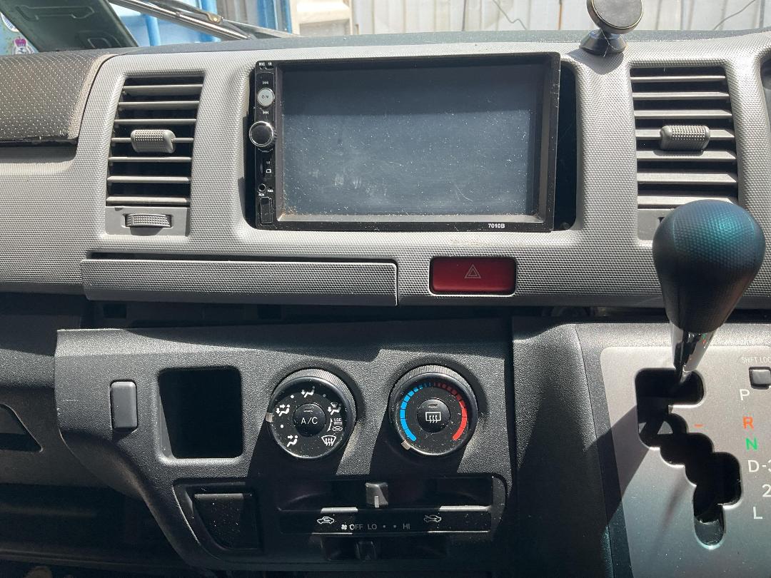 Photo '9' of Toyota Hiace Photo '9' of Toyota Hiace