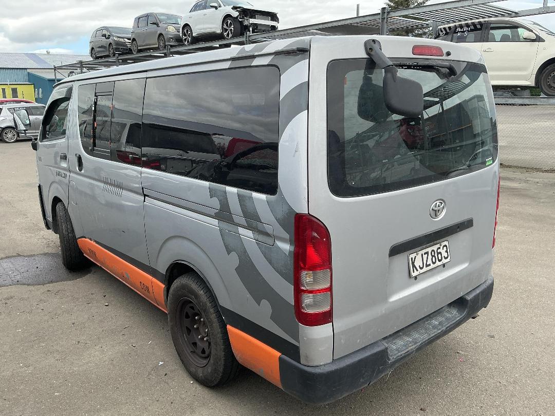 Photo '4' of Toyota Hiace Photo '4' of Toyota Hiace