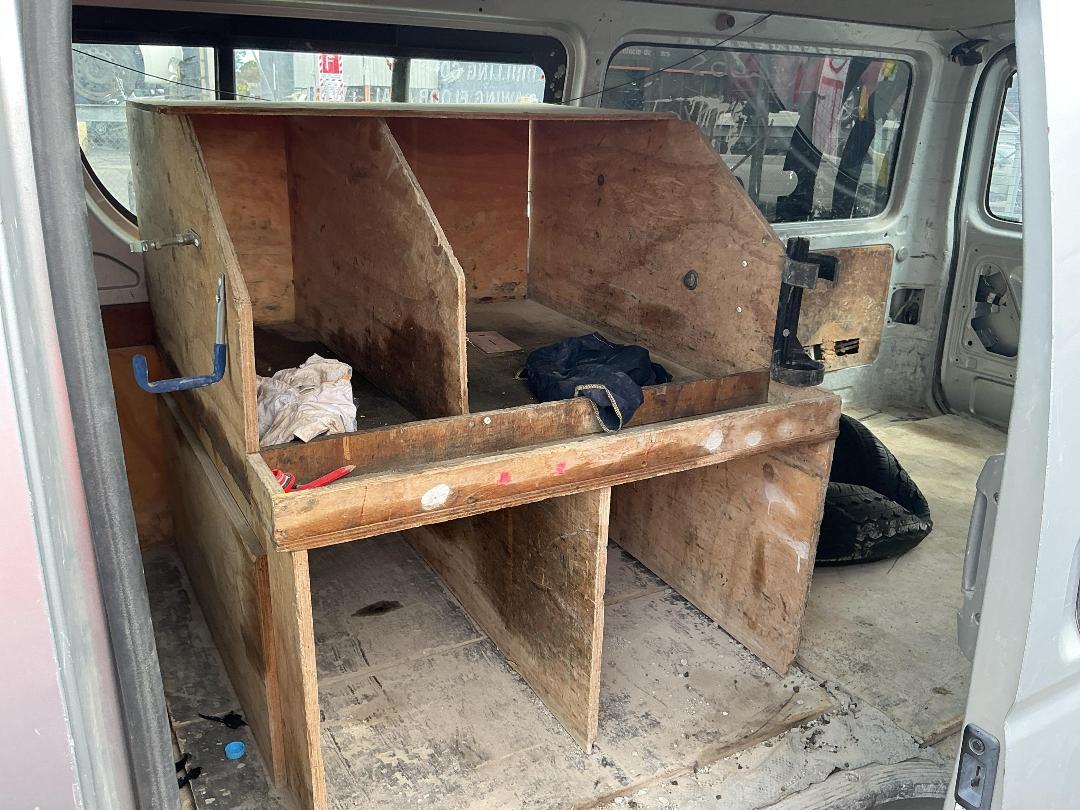 Photo '15' of Toyota Hiace Photo '15' of Toyota Hiace