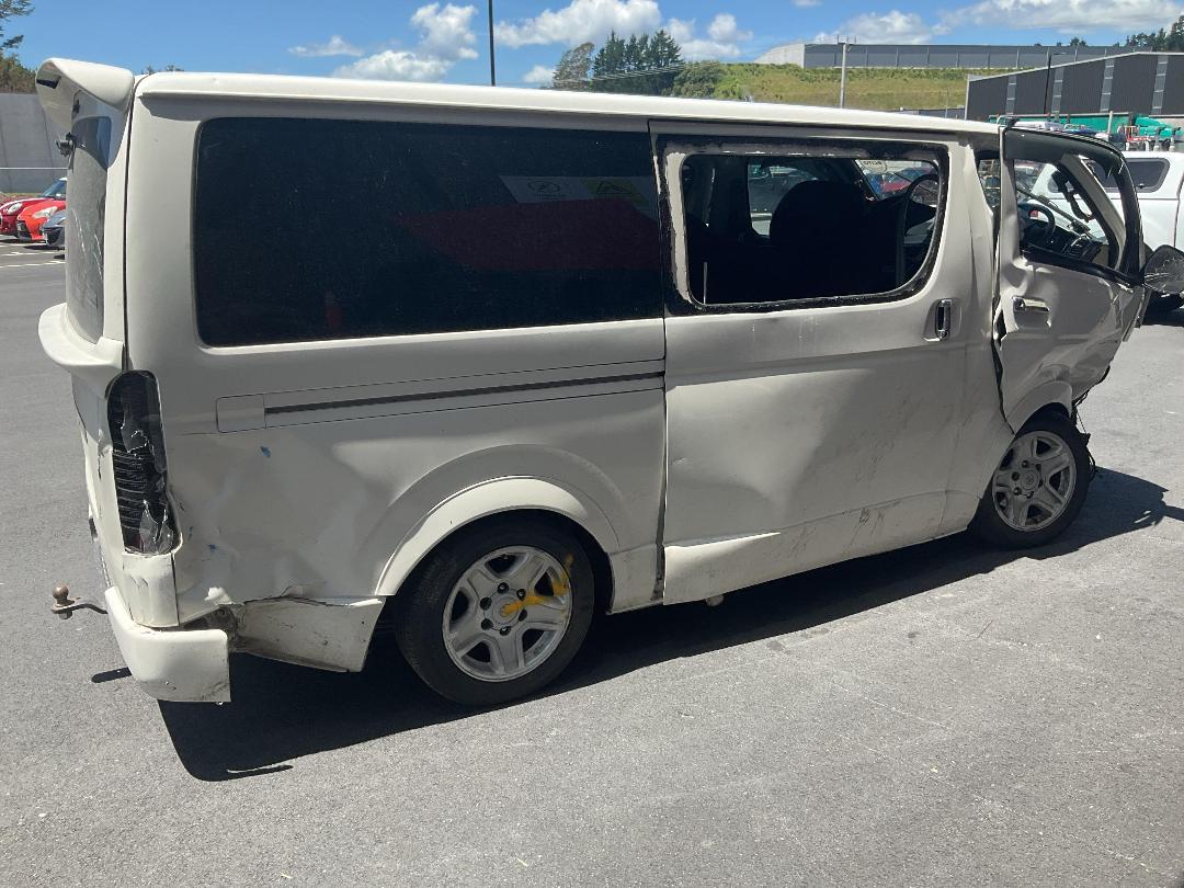 Photo '5' of Toyota Hiace T ZL Photo '5' of Toyota Hiace T ZL