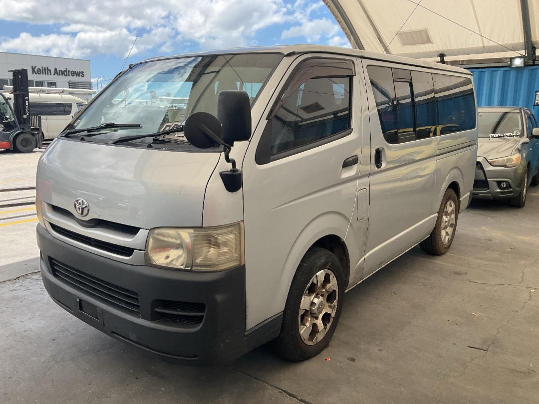 Photo '3' of Toyota Hiace Photo '3' of Toyota Hiace