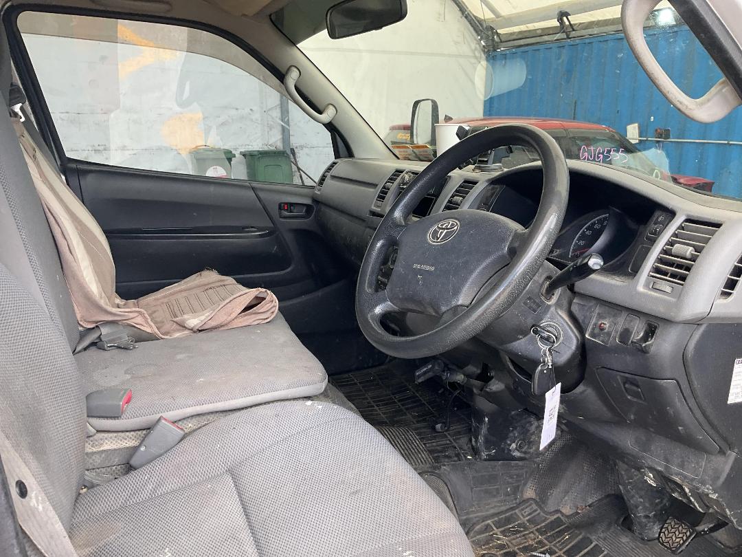 Photo '6' of Toyota Hiace Photo '6' of Toyota Hiace