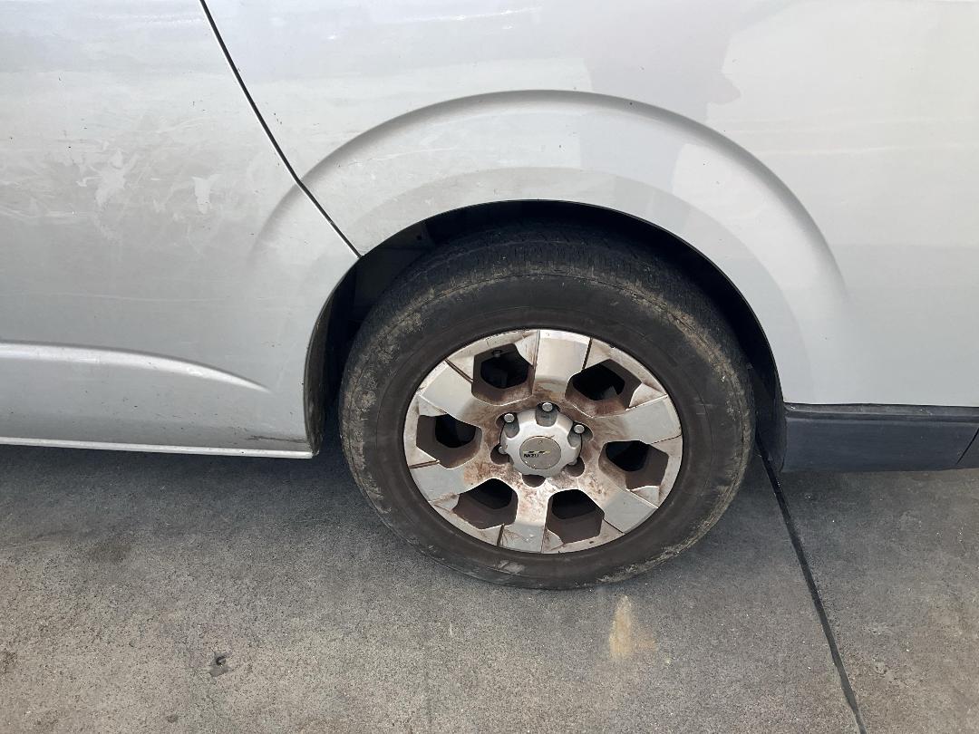 Photo '16' of Toyota Hiace Photo '16' of Toyota Hiace