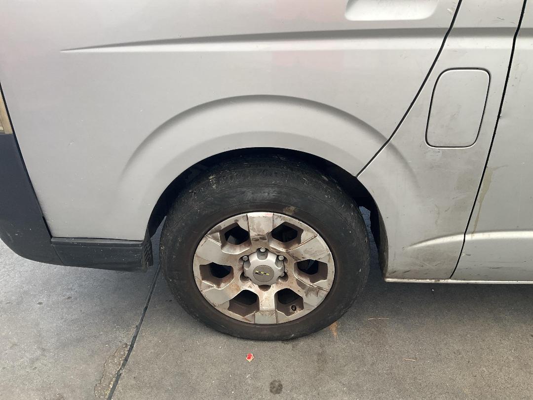 Photo '19' of Toyota Hiace Photo '19' of Toyota Hiace