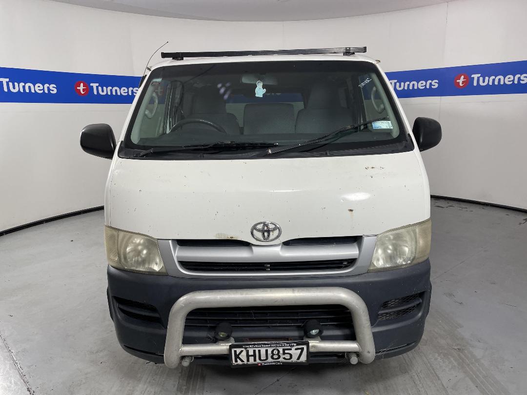 Photo '2' of Toyota Hiace Photo '2' of Toyota Hiace