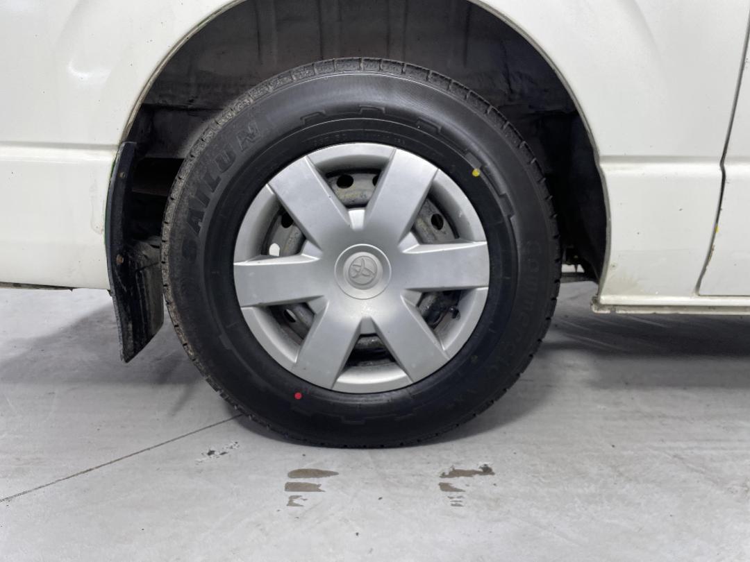 Photo '12' of Toyota Hiace Photo '12' of Toyota Hiace