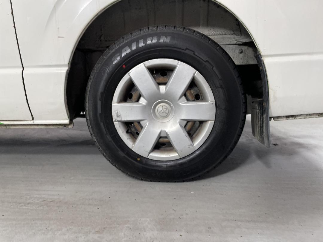Photo '11' of Toyota Hiace Photo '11' of Toyota Hiace