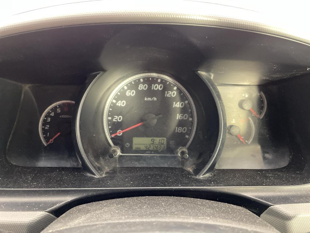 Photo '20' of Toyota Hiace Photo '20' of Toyota Hiace