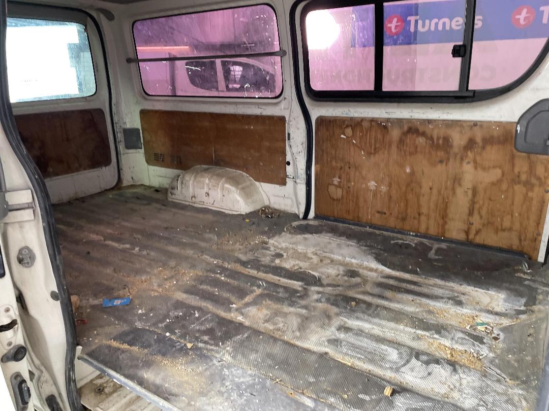 Photo '19' of Toyota Hiace Photo '19' of Toyota Hiace