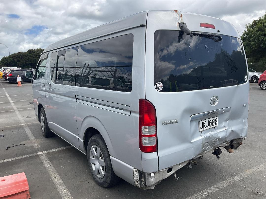 Photo '3' of Toyota Hiace