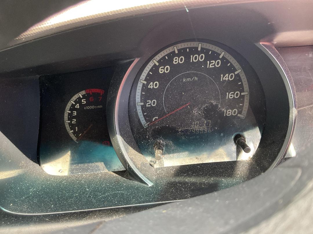 Photo '5' of Toyota Hiace