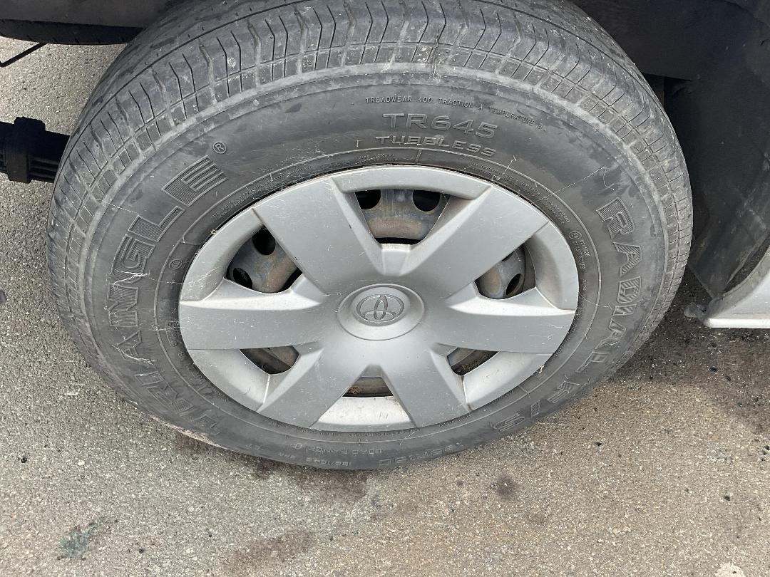 Photo '6' of Toyota Hiace