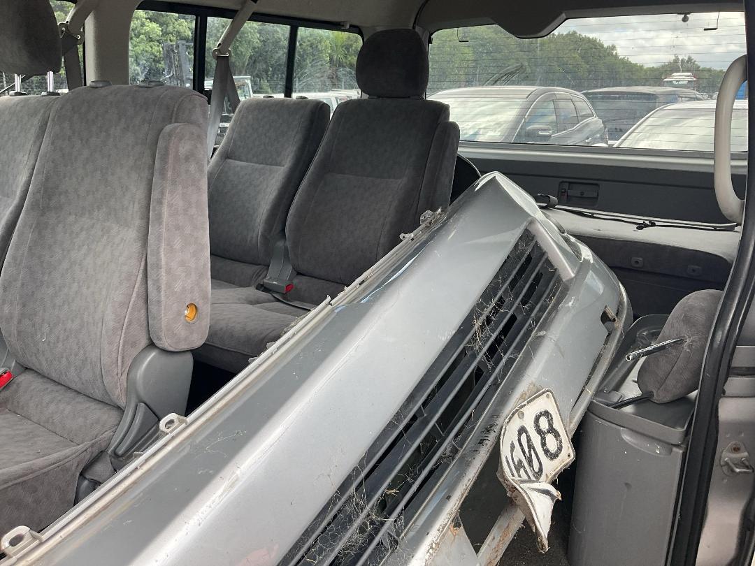 Photo '7' of Toyota Hiace